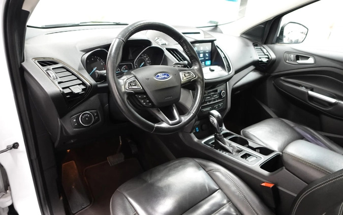 Ford Kuga cena 61900 przebieg: 148299, rok produkcji 2018 z Zator małe 781